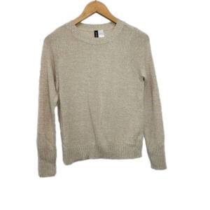 Divided cream and white knitted Sweater